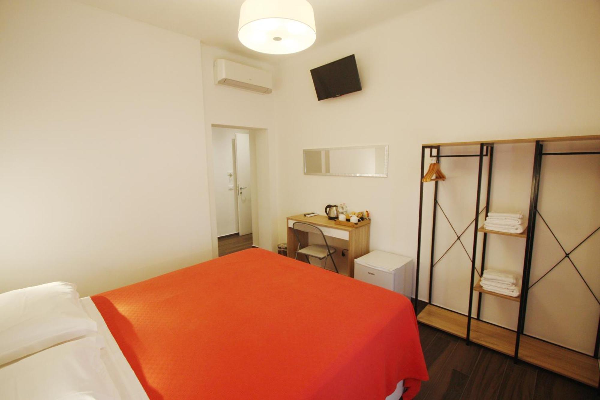 Barbj'S Rooms Специя Екстериор снимка